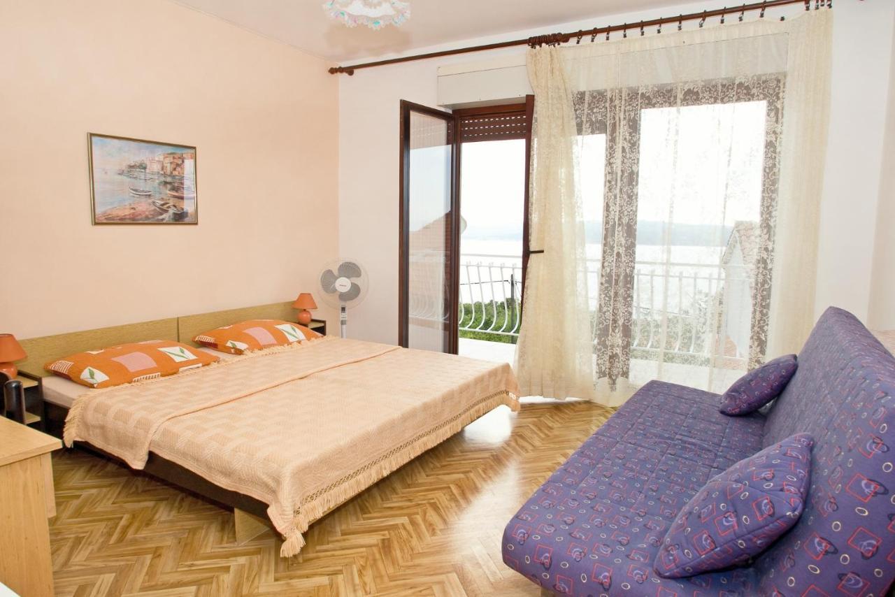 Apartments With A Parking Space Dramalj, Crikvenica - 5576 Exterior foto
